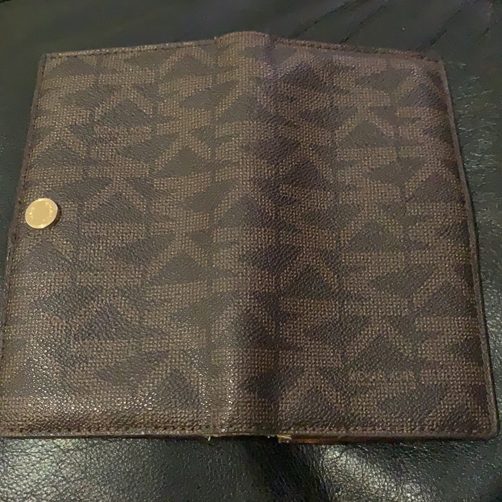 Wallet - Picture 2 of 3